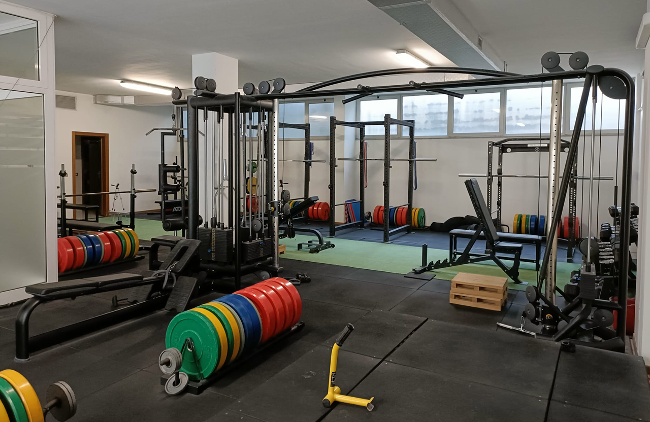 La struttura con pesi e rack